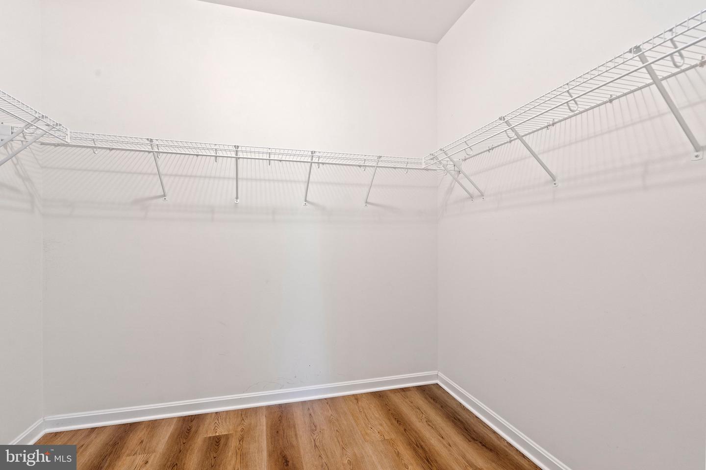 20745 ROYAL PALACE SQ #210, STERLING, Virginia 20165, 3 Bedrooms Bedrooms, ,2 BathroomsBathrooms,Residential,For sale,20745 ROYAL PALACE SQ #210,VALO2107332 MLS # VALO2107332