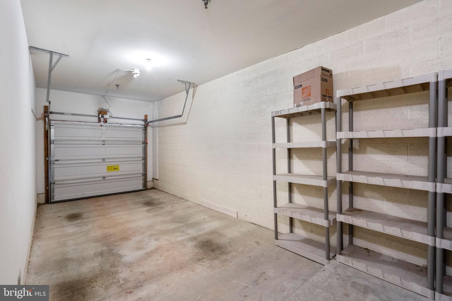 20745 ROYAL PALACE SQ #210, STERLING, Virginia 20165, 3 Bedrooms Bedrooms, ,2 BathroomsBathrooms,Residential,For sale,20745 ROYAL PALACE SQ #210,VALO2107332 MLS # VALO2107332