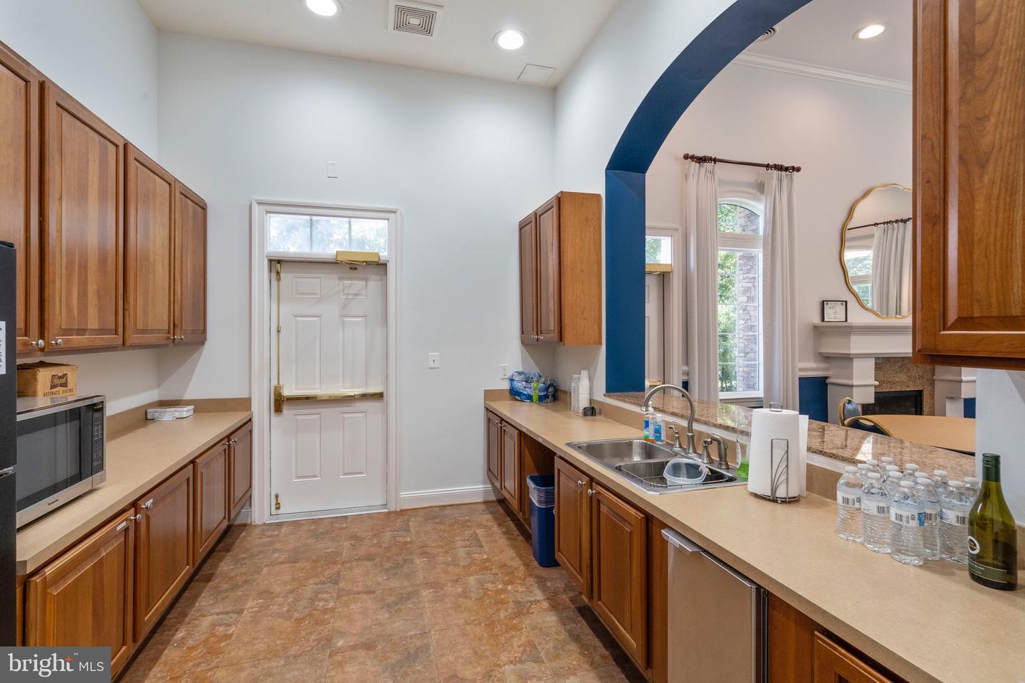 20745 ROYAL PALACE SQ #210, STERLING, Virginia 20165, 3 Bedrooms Bedrooms, ,2 BathroomsBathrooms,Residential,For sale,20745 ROYAL PALACE SQ #210,VALO2107332 MLS # VALO2107332