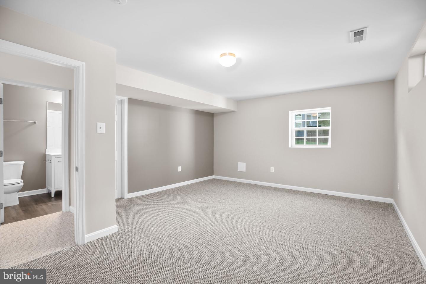 126 HOPE FOREST CT, STAFFORD, Virginia 22554, 5 Bedrooms Bedrooms, 8 Rooms Rooms,3 BathroomsBathrooms,Residential,For sale,126 HOPE FOREST CT,VAST2042834 MLS # VAST2042834