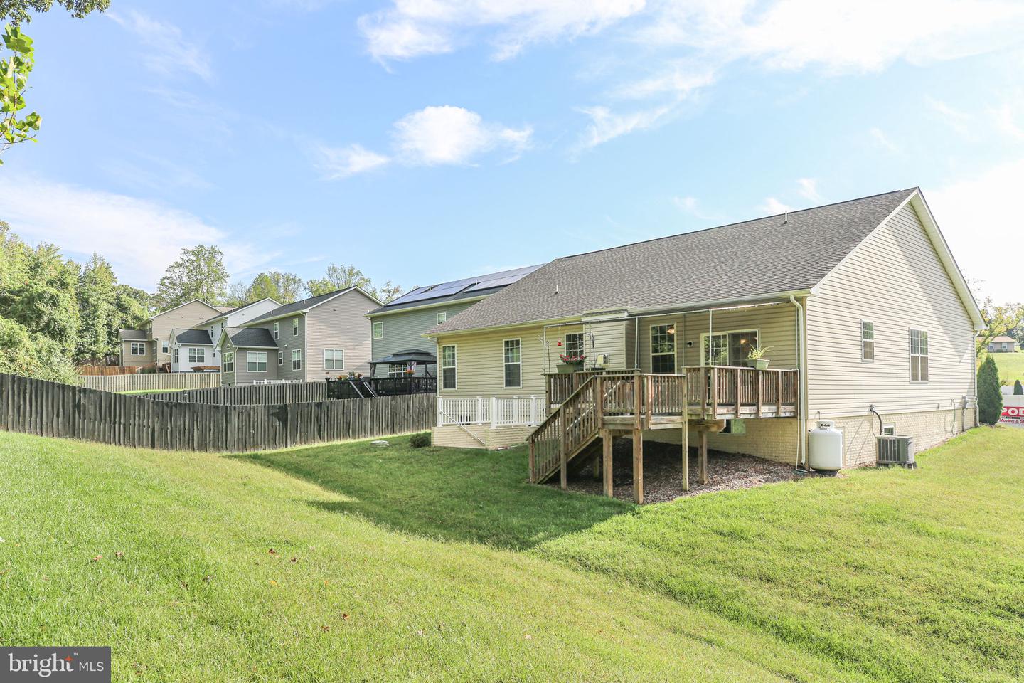 126 HOPE FOREST CT, STAFFORD, Virginia 22554, 5 Bedrooms Bedrooms, 8 Rooms Rooms,3 BathroomsBathrooms,Residential,For sale,126 HOPE FOREST CT,VAST2042834 MLS # VAST2042834