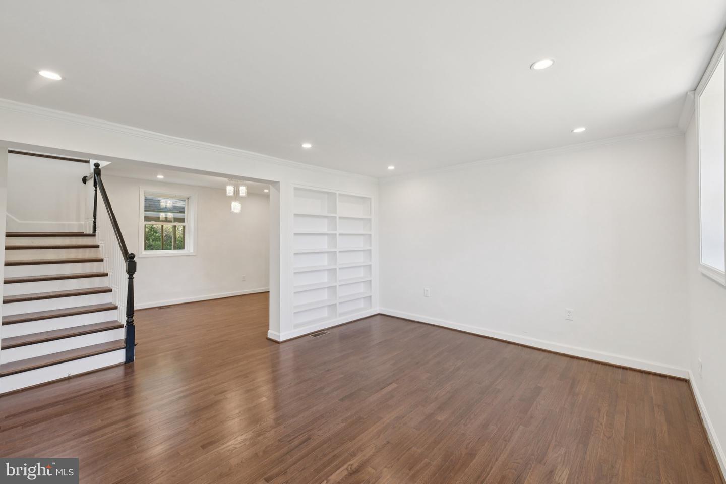 8444 WOODLAWN ST, ALEXANDRIA, Virginia 22309, 4 Bedrooms Bedrooms, ,3 BathroomsBathrooms,Residential,For sale,8444 WOODLAWN ST,VAFX2268646 MLS # VAFX2268646
