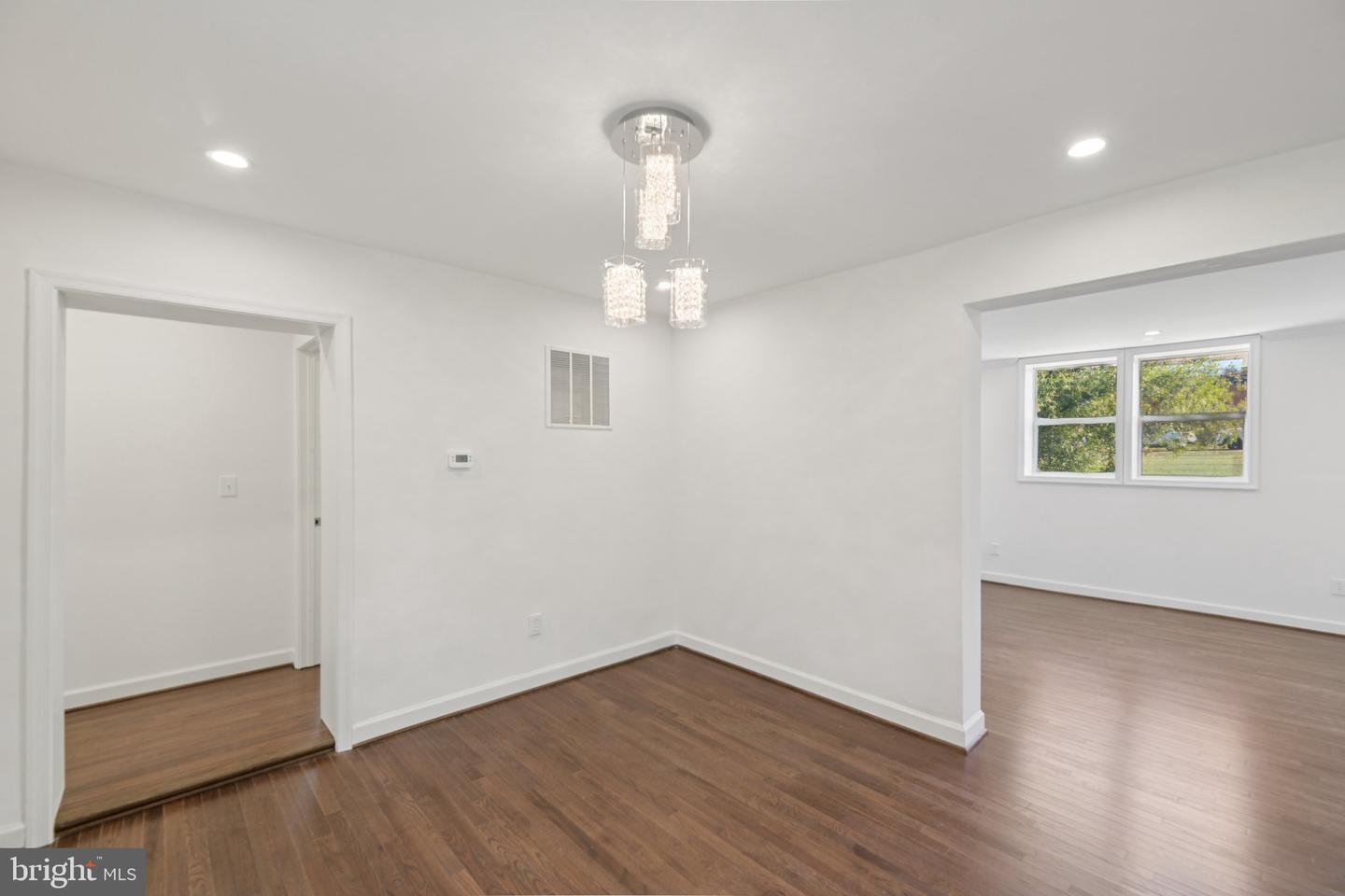 8444 WOODLAWN ST, ALEXANDRIA, Virginia 22309, 4 Bedrooms Bedrooms, ,3 BathroomsBathrooms,Residential,For sale,8444 WOODLAWN ST,VAFX2268646 MLS # VAFX2268646