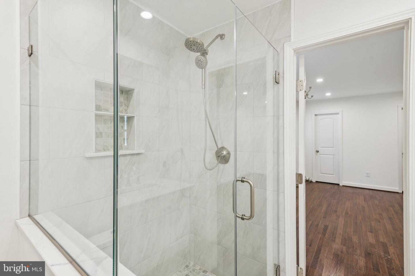 8444 WOODLAWN ST, ALEXANDRIA, Virginia 22309, 4 Bedrooms Bedrooms, ,3 BathroomsBathrooms,Residential,For sale,8444 WOODLAWN ST,VAFX2268646 MLS # VAFX2268646