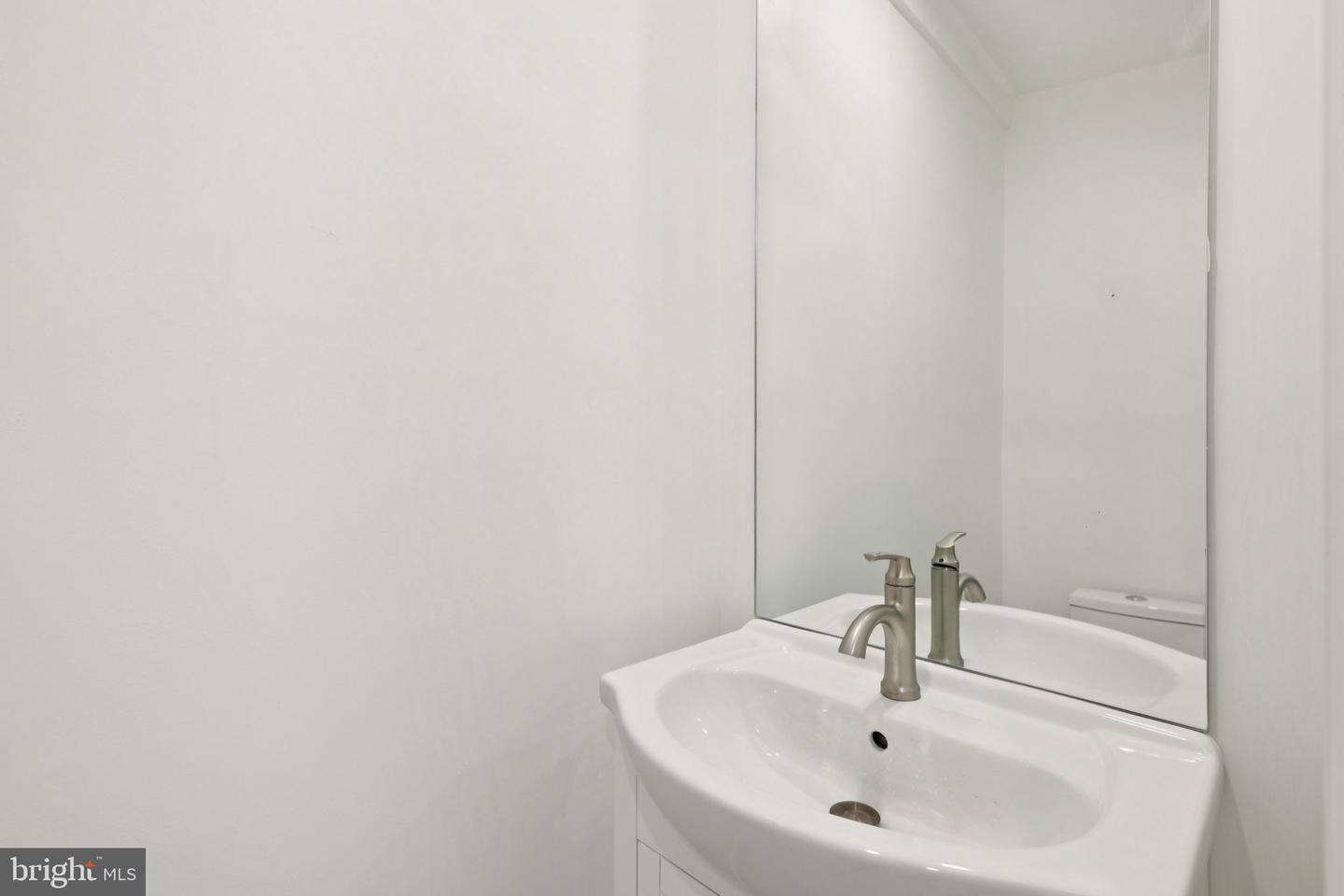 8444 WOODLAWN ST, ALEXANDRIA, Virginia 22309, 4 Bedrooms Bedrooms, ,3 BathroomsBathrooms,Residential,For sale,8444 WOODLAWN ST,VAFX2268646 MLS # VAFX2268646