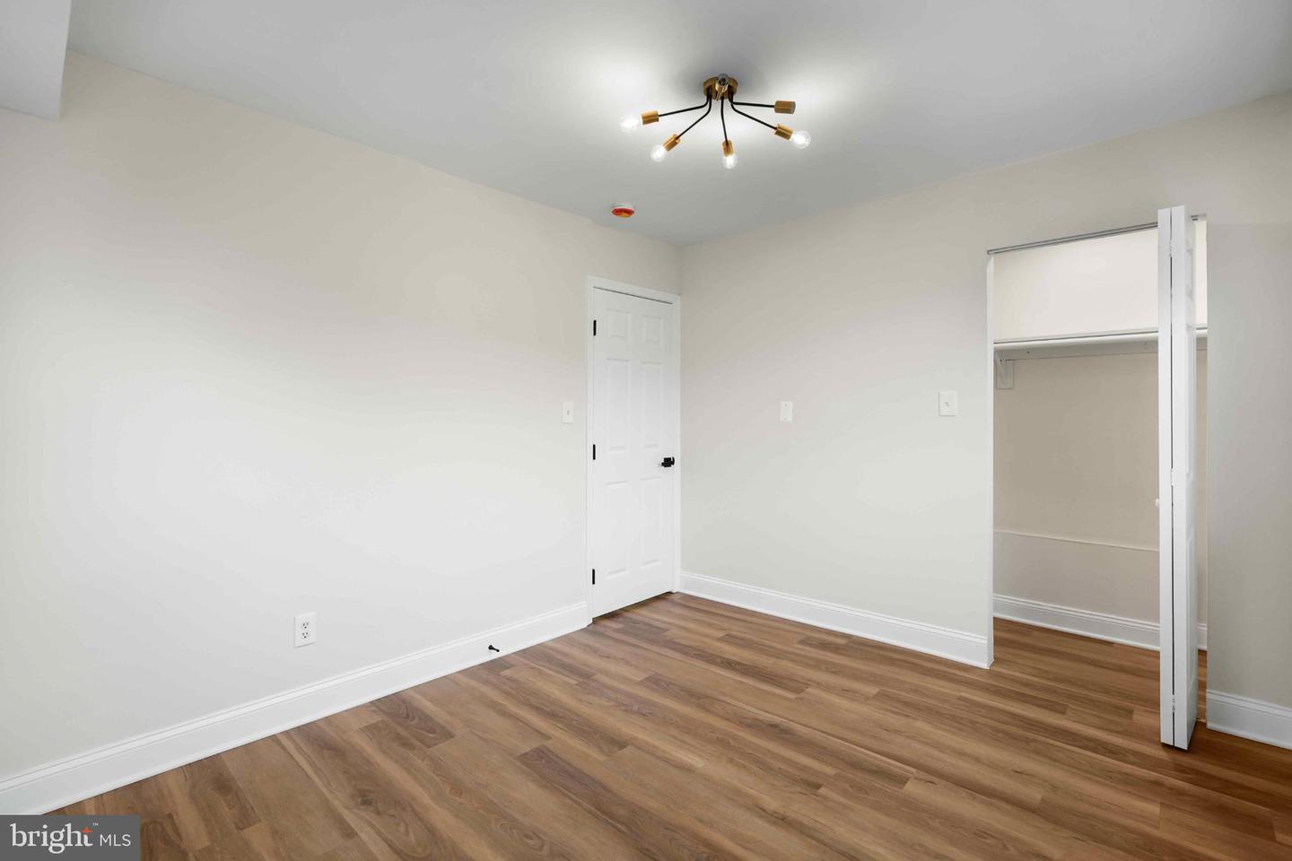 4649 H ST SE, WASHINGTON, District Of Columbia 20019, 3 Bedrooms Bedrooms, 9 Rooms Rooms,2 BathroomsBathrooms,Residential,For sale,4649 H ST SE,DCDC2223646 MLS # DCDC2223646