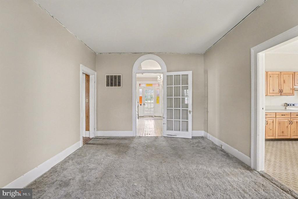 8916 COURTHOUSE RD, SPOTSYLVANIA, Virginia, ,Residential,8916 COURTHOUSE RD,VASP2036730 MLS # VASP2036730