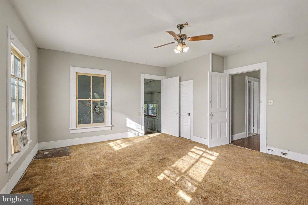 8916 COURTHOUSE RD, SPOTSYLVANIA, Virginia, ,Residential,8916 COURTHOUSE RD,VASP2036730 MLS # VASP2036730