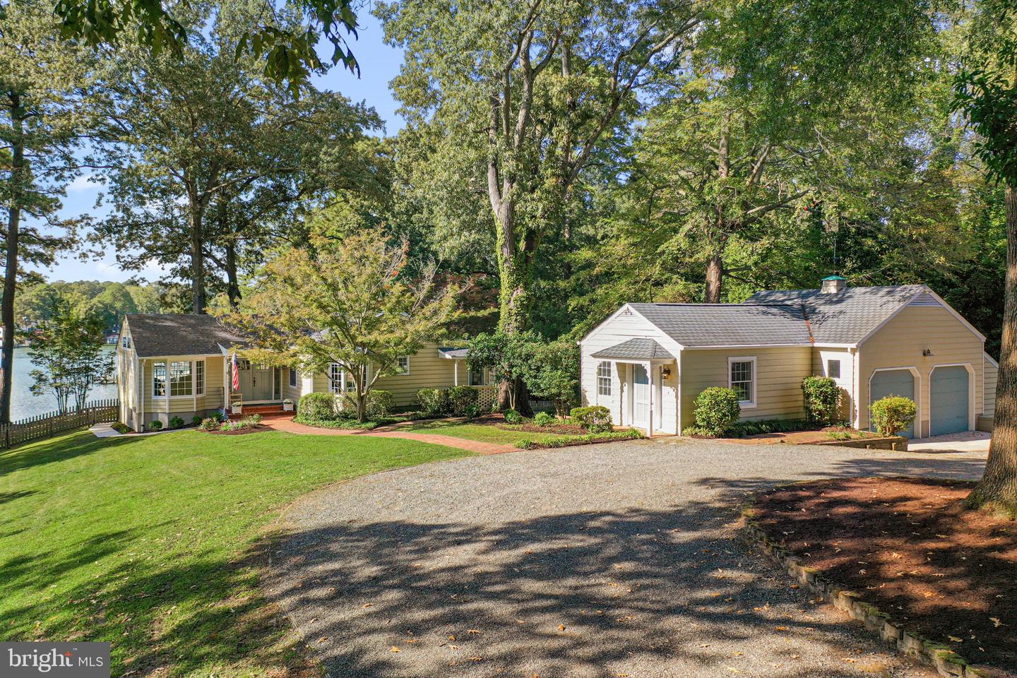 126 LANCASTER RD, IRVINGTON, Virginia 22480, 4 Bedrooms Bedrooms, 8 Rooms Rooms,3 BathroomsBathrooms,Residential,For sale,126 LANCASTER RD,VALV2000874 MLS # VALV2000874