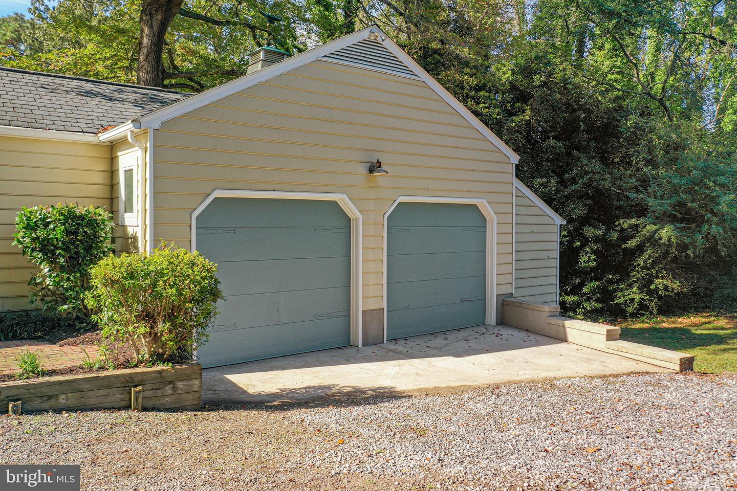 126 LANCASTER RD, IRVINGTON, Virginia 22480, 4 Bedrooms Bedrooms, 8 Rooms Rooms,3 BathroomsBathrooms,Residential,For sale,126 LANCASTER RD,VALV2000874 MLS # VALV2000874