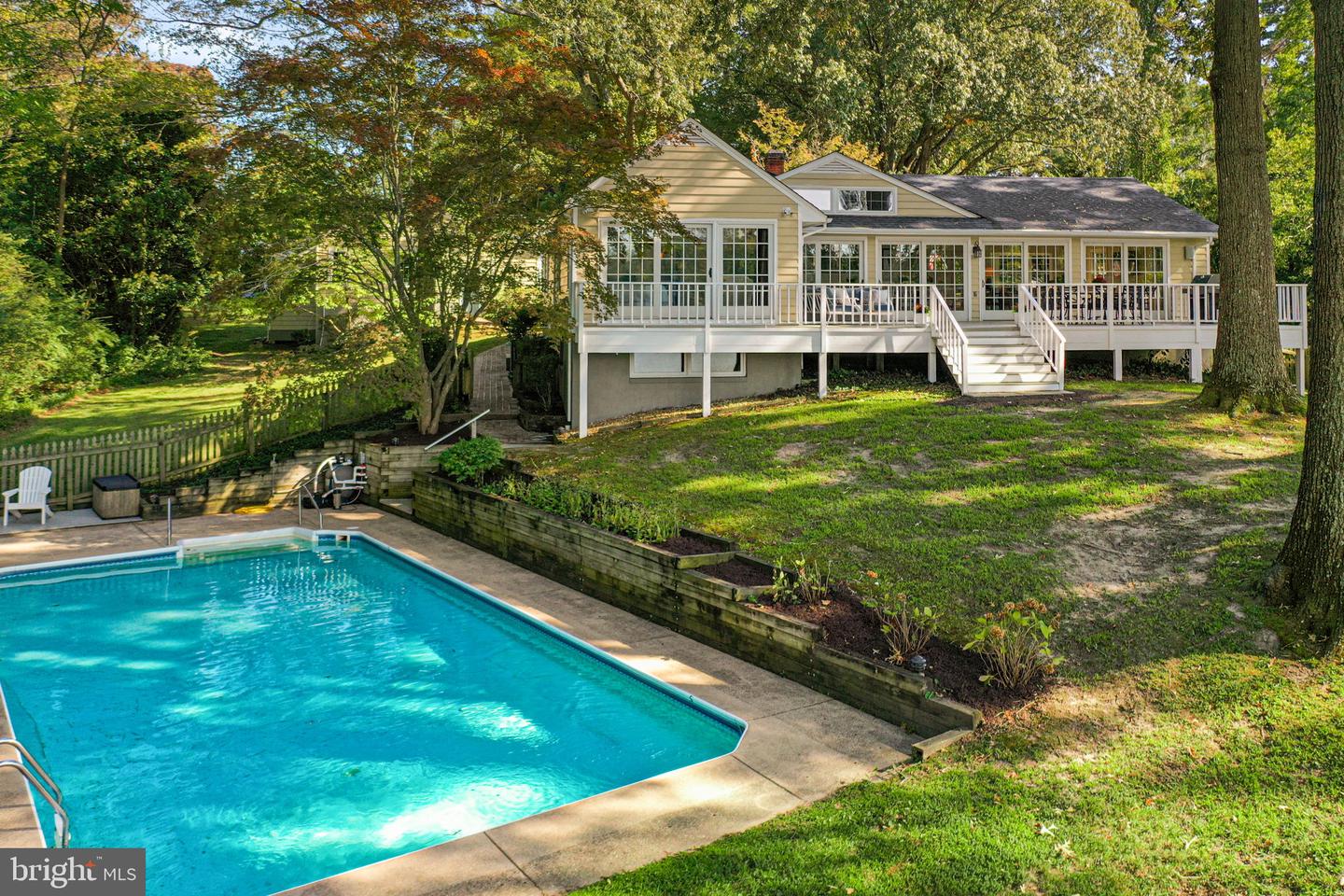126 LANCASTER RD, IRVINGTON, Virginia 22480, 4 Bedrooms Bedrooms, 8 Rooms Rooms,3 BathroomsBathrooms,Residential,For sale,126 LANCASTER RD,VALV2000874 MLS # VALV2000874