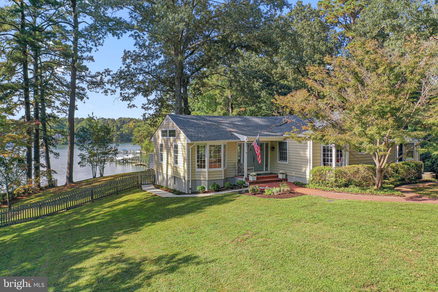 126 LANCASTER RD, IRVINGTON, Virginia 22480, 4 Bedrooms Bedrooms, 8 Rooms Rooms,3 BathroomsBathrooms,Residential,For sale,126 LANCASTER RD,VALV2000874 MLS # VALV2000874
