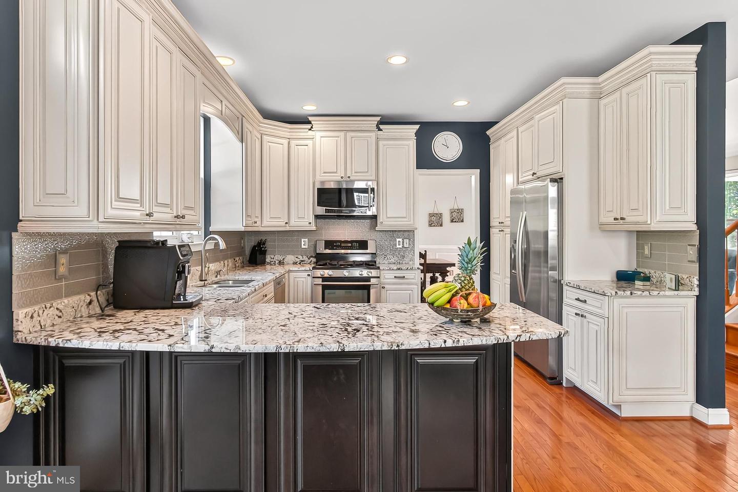 816 SANTMYER DR SE, LEESBURG, Virginia 20175, 5 Bedrooms Bedrooms, ,3 BathroomsBathrooms,Residential,For sale,816 SANTMYER DR SE,VALO2107598 MLS # VALO2107598