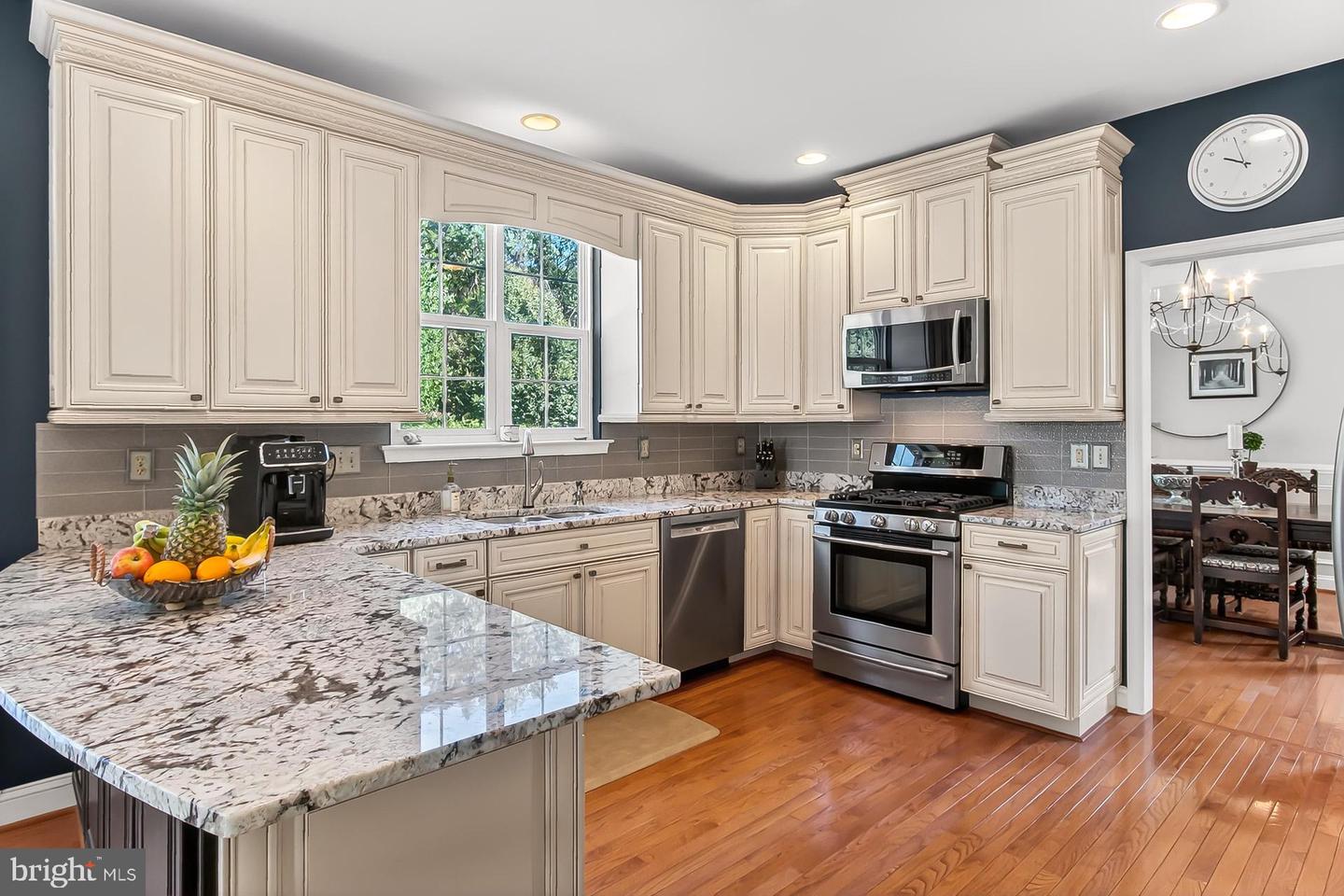 816 SANTMYER DR SE, LEESBURG, Virginia 20175, 5 Bedrooms Bedrooms, ,3 BathroomsBathrooms,Residential,For sale,816 SANTMYER DR SE,VALO2107598 MLS # VALO2107598