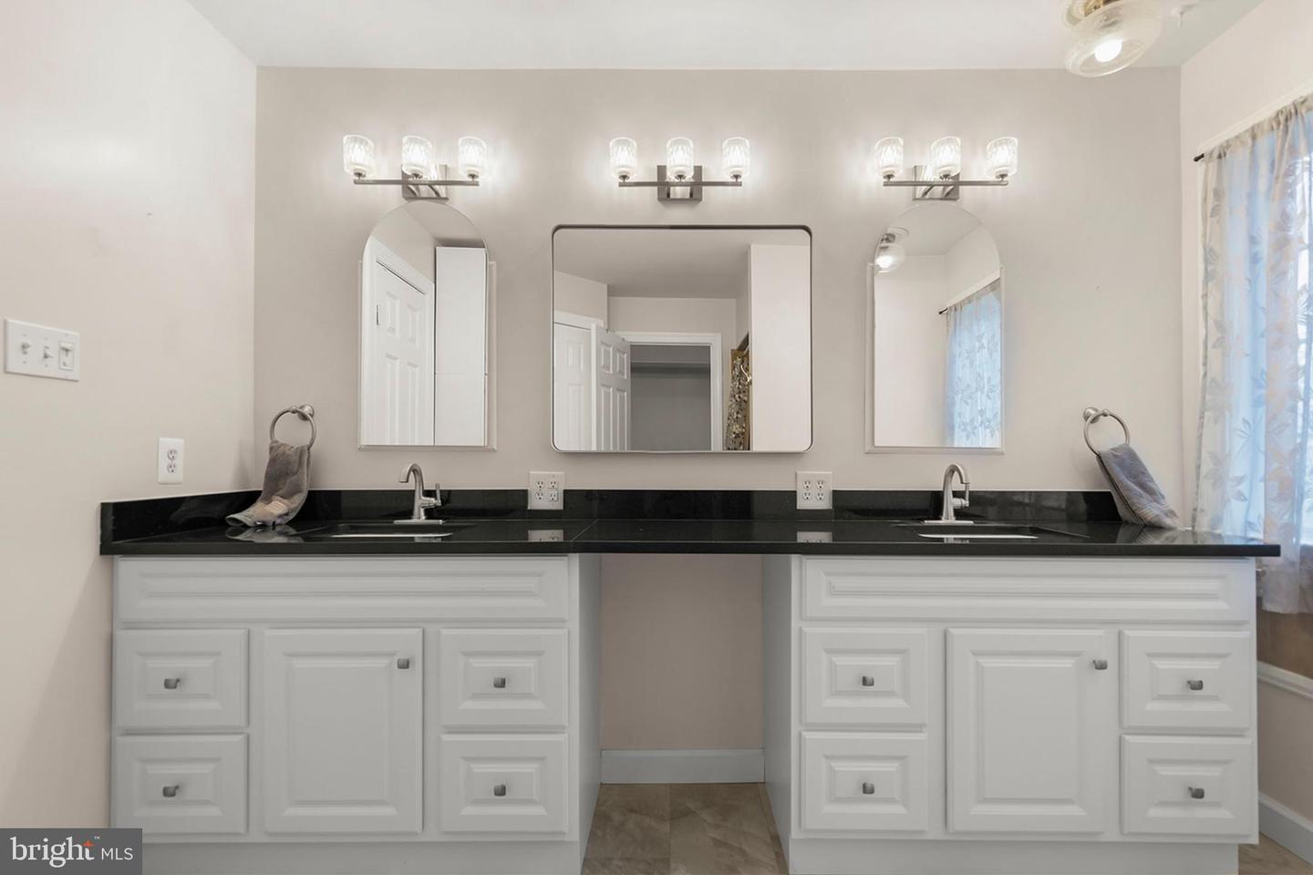223 CAVALRY DR, WINCHESTER, Virginia 22602, 5 Bedrooms Bedrooms, ,4 BathroomsBathrooms,Residential,For sale,223 CAVALRY DR,VAFV2037032 MLS # VAFV2037032
