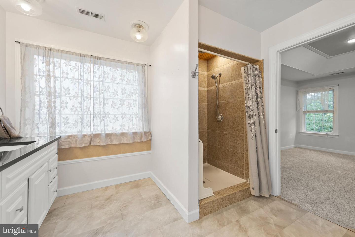 223 CAVALRY DR, WINCHESTER, Virginia 22602, 5 Bedrooms Bedrooms, ,4 BathroomsBathrooms,Residential,For sale,223 CAVALRY DR,VAFV2037032 MLS # VAFV2037032