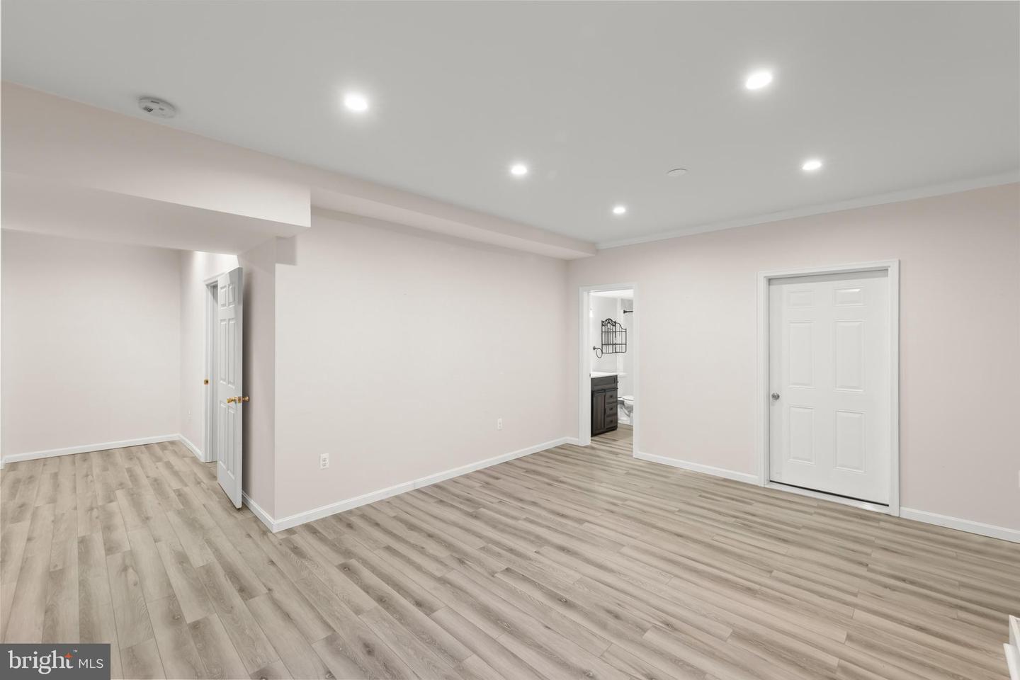 223 CAVALRY DR, WINCHESTER, Virginia 22602, 5 Bedrooms Bedrooms, ,4 BathroomsBathrooms,Residential,For sale,223 CAVALRY DR,VAFV2037032 MLS # VAFV2037032