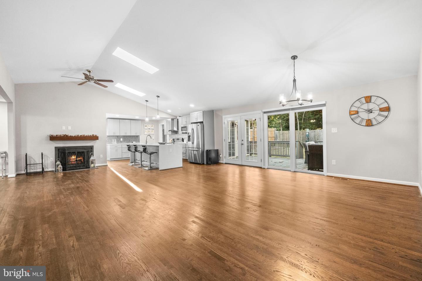 10402 HOLLYOAK PL, FAIRFAX, Virginia 22032, 4 Bedrooms Bedrooms, ,3 BathroomsBathrooms,Residential,For sale,10402 HOLLYOAK PL,VAFX2269278 MLS # VAFX2269278
