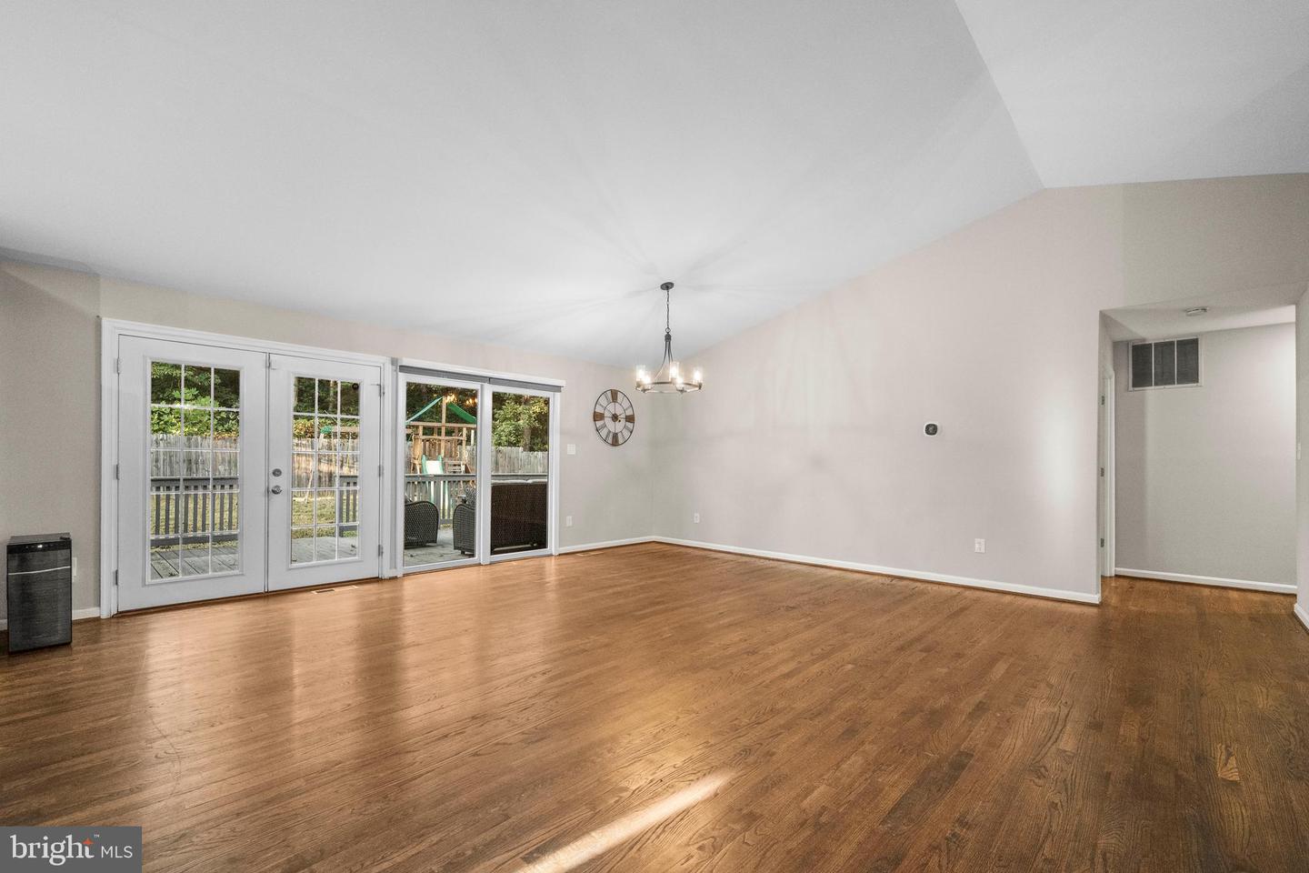 10402 HOLLYOAK PL, FAIRFAX, Virginia 22032, 4 Bedrooms Bedrooms, ,3 BathroomsBathrooms,Residential,For sale,10402 HOLLYOAK PL,VAFX2269278 MLS # VAFX2269278