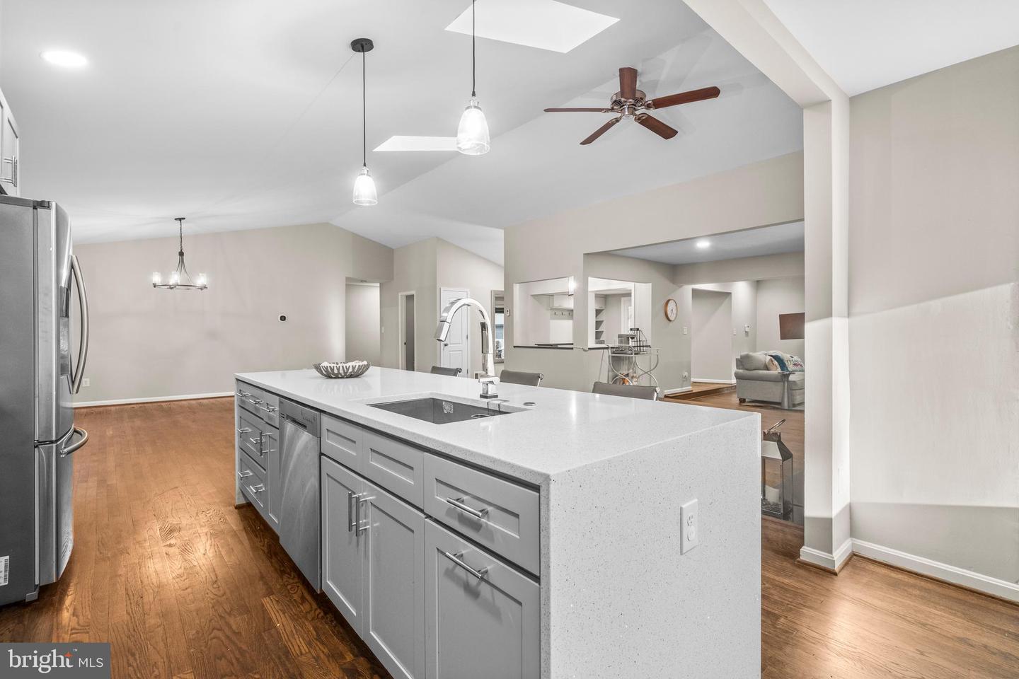 10402 HOLLYOAK PL, FAIRFAX, Virginia 22032, 4 Bedrooms Bedrooms, ,3 BathroomsBathrooms,Residential,For sale,10402 HOLLYOAK PL,VAFX2269278 MLS # VAFX2269278