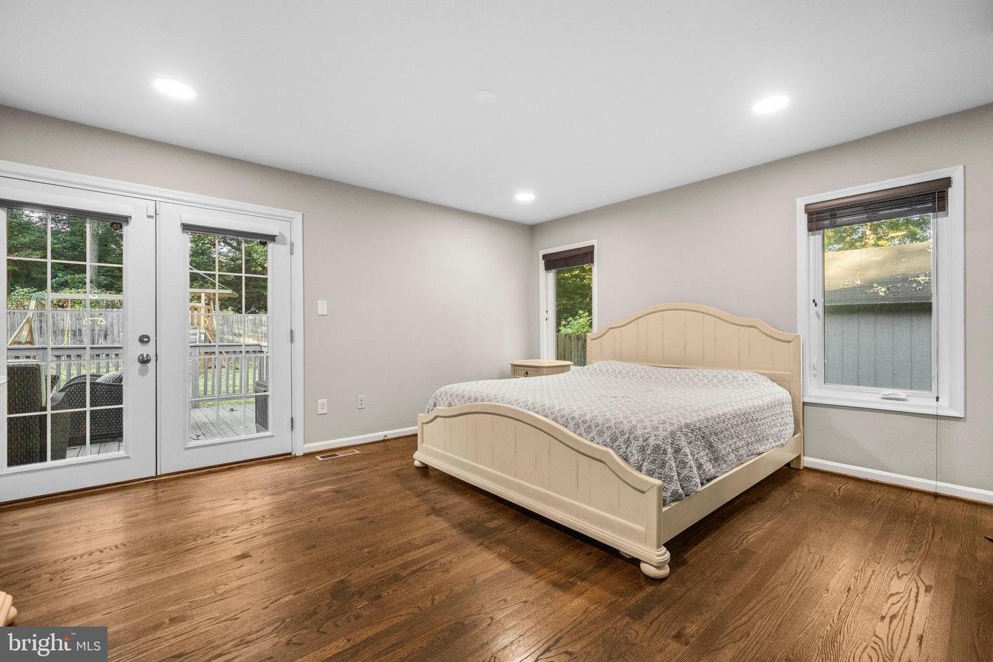 10402 HOLLYOAK PL, FAIRFAX, Virginia 22032, 4 Bedrooms Bedrooms, ,3 BathroomsBathrooms,Residential,For sale,10402 HOLLYOAK PL,VAFX2269278 MLS # VAFX2269278