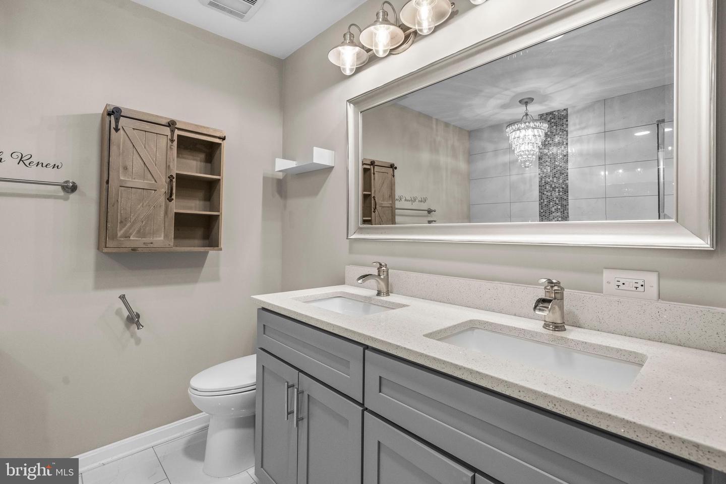 10402 HOLLYOAK PL, FAIRFAX, Virginia 22032, 4 Bedrooms Bedrooms, ,3 BathroomsBathrooms,Residential,For sale,10402 HOLLYOAK PL,VAFX2269278 MLS # VAFX2269278