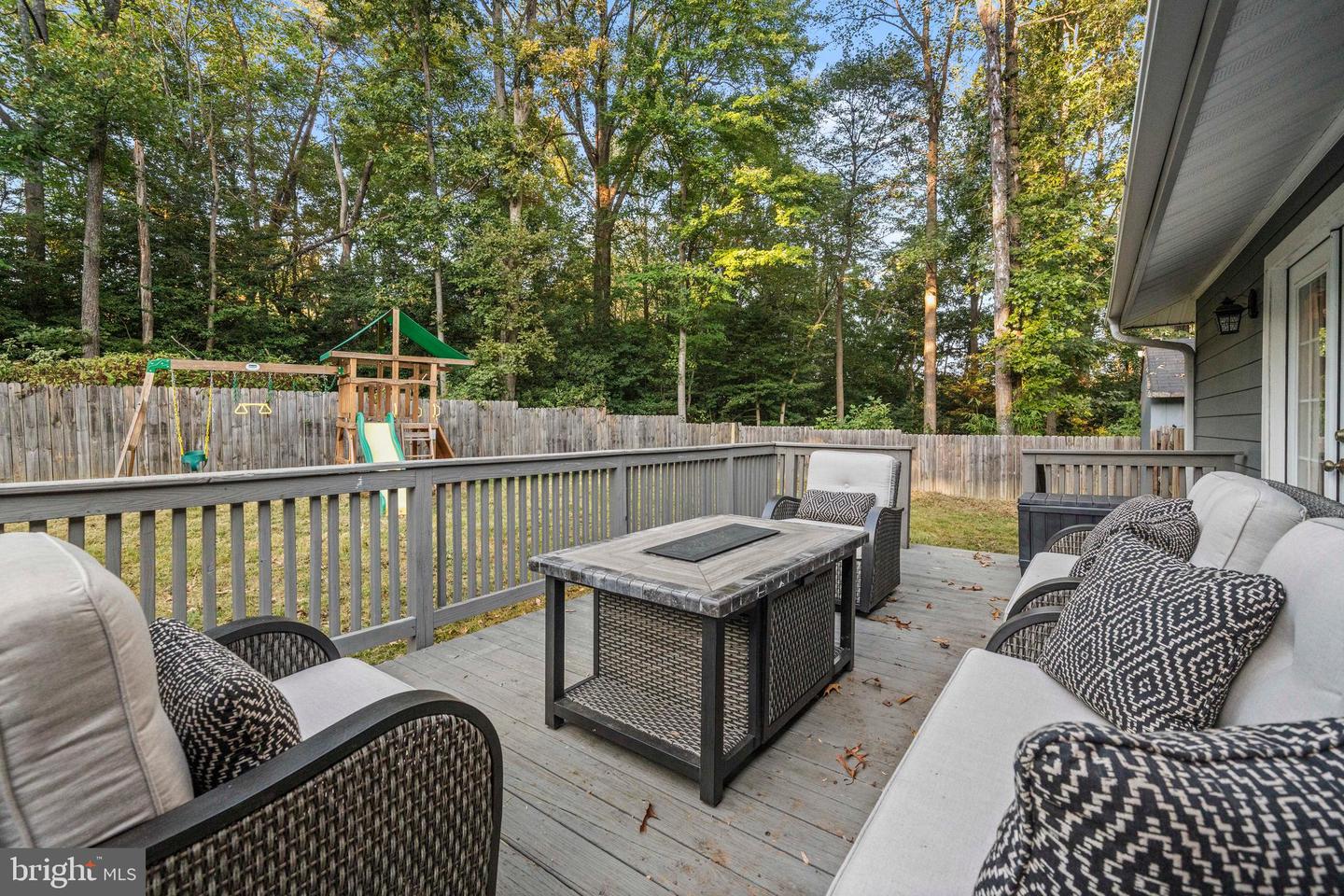 10402 HOLLYOAK PL, FAIRFAX, Virginia 22032, 4 Bedrooms Bedrooms, ,3 BathroomsBathrooms,Residential,For sale,10402 HOLLYOAK PL,VAFX2269278 MLS # VAFX2269278
