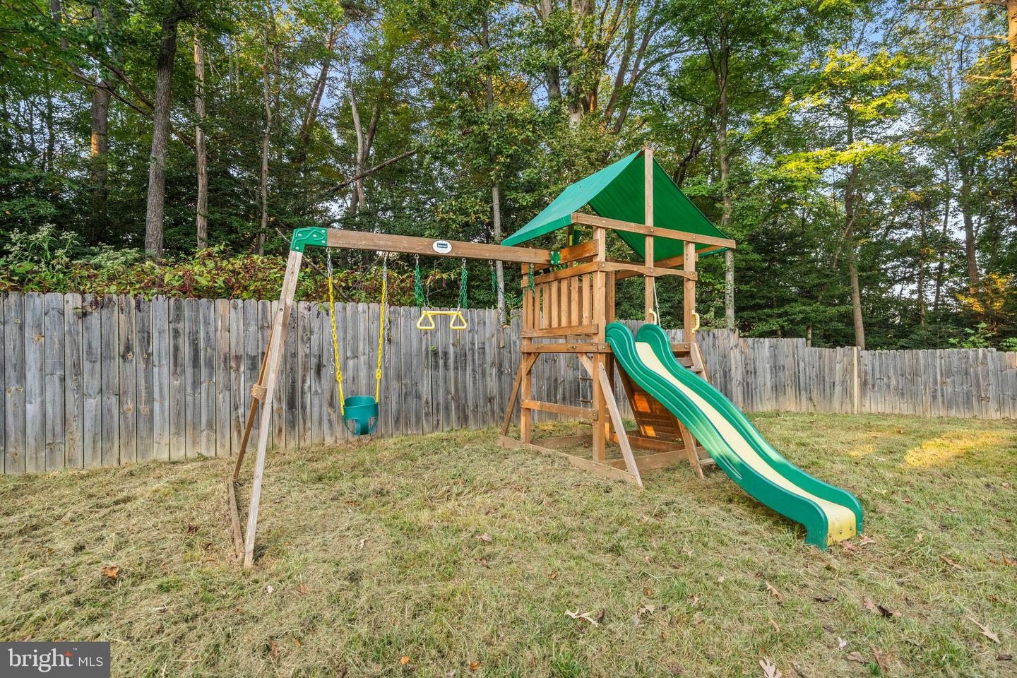 10402 HOLLYOAK PL, FAIRFAX, Virginia 22032, 4 Bedrooms Bedrooms, ,3 BathroomsBathrooms,Residential,For sale,10402 HOLLYOAK PL,VAFX2269278 MLS # VAFX2269278