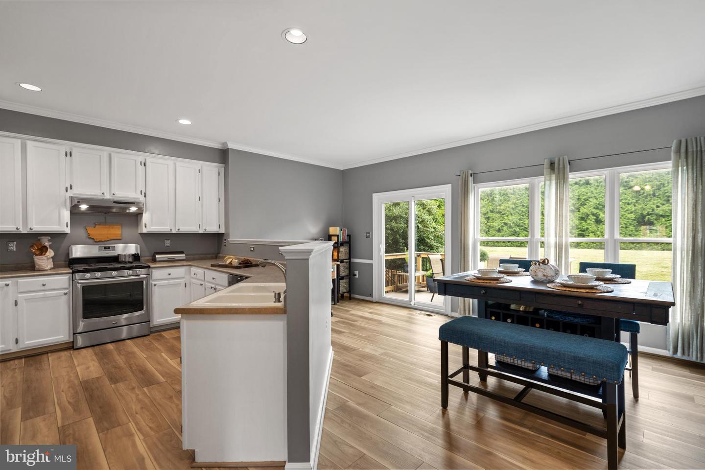 21169 MILLWOOD SQ, STERLING, Virginia 20165, 3 Bedrooms Bedrooms, ,2 BathroomsBathrooms,Residential,For sale,21169 MILLWOOD SQ,VALO2107652 MLS # VALO2107652