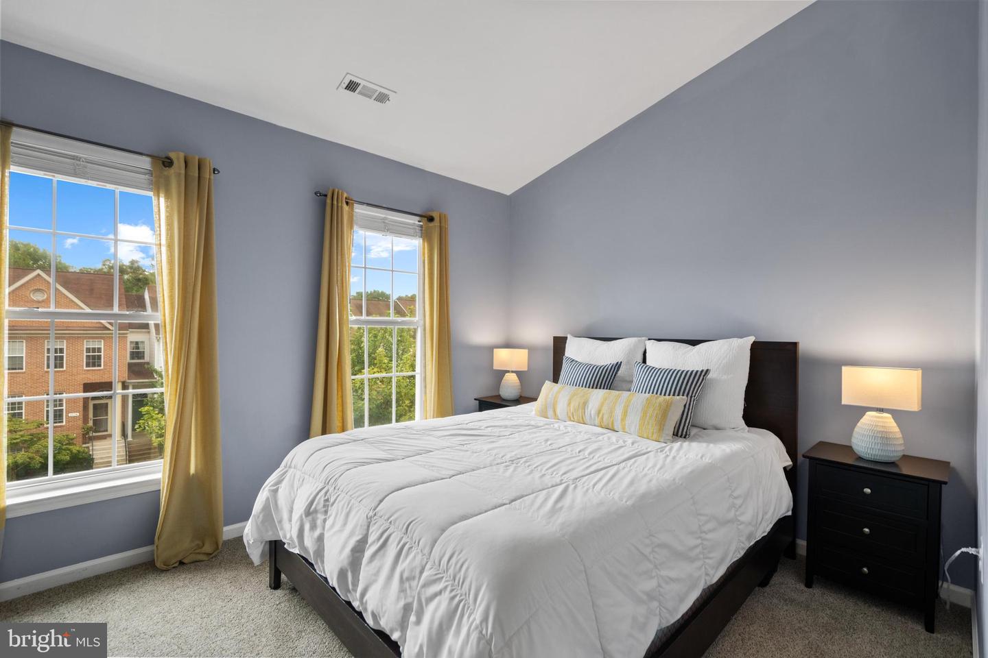 21169 MILLWOOD SQ, STERLING, Virginia 20165, 3 Bedrooms Bedrooms, ,2 BathroomsBathrooms,Residential,For sale,21169 MILLWOOD SQ,VALO2107652 MLS # VALO2107652
