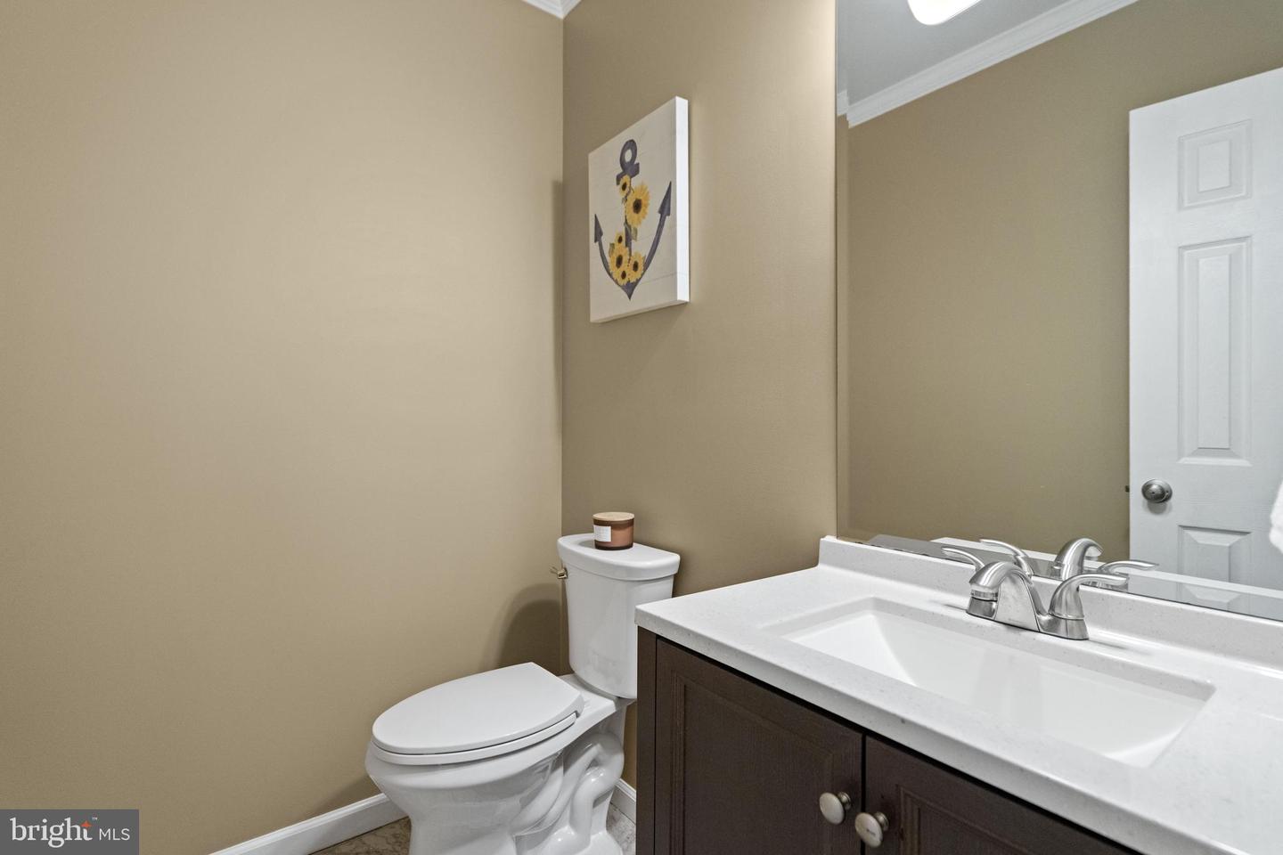 21169 MILLWOOD SQ, STERLING, Virginia 20165, 3 Bedrooms Bedrooms, ,2 BathroomsBathrooms,Residential,For sale,21169 MILLWOOD SQ,VALO2107652 MLS # VALO2107652