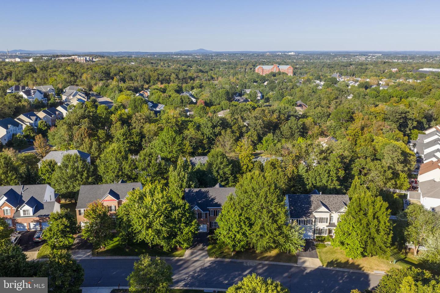 42760 VESTALS GAP DR, BROADLANDS, Virginia 20148, 6 Bedrooms Bedrooms, ,4 BathroomsBathrooms,Residential,For sale,42760 VESTALS GAP DR,VALO2107654 MLS # VALO2107654