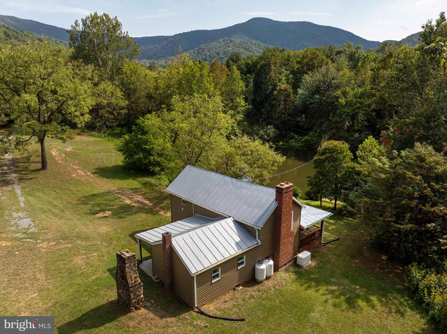 2002 BALKAMORE HILL RD, STANLEY, Virginia 22851, 3 Bedrooms Bedrooms, ,2 BathroomsBathrooms,Residential,For sale,2002 BALKAMORE HILL RD,VAPA2005408 MLS # VAPA2005408