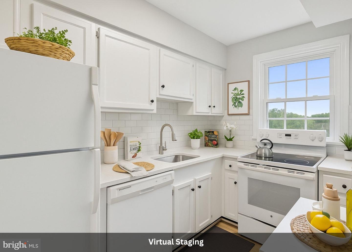 2904 13TH RD S #301, ARLINGTON, Virginia 22204, 2 Bedrooms Bedrooms, 2 Rooms Rooms,1 BathroomBathrooms,Residential,For sale,2904 13TH RD S #301,VAAR2064196 MLS # VAAR2064196