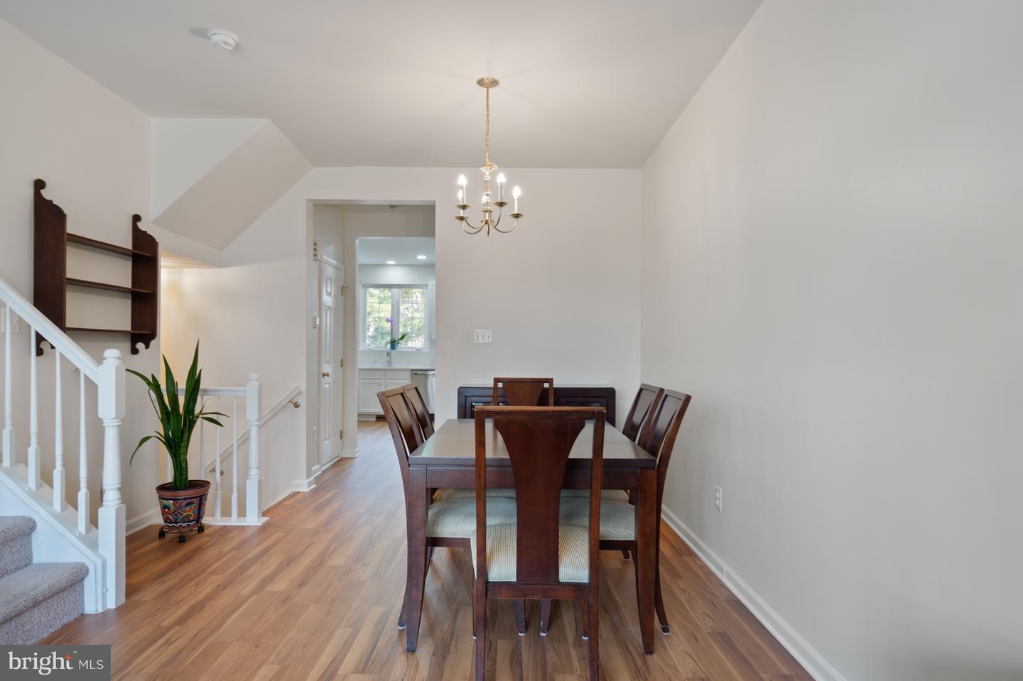 42677 HOMEFRONT TER, CHANTILLY, Virginia 20152, 3 Bedrooms Bedrooms, ,3 BathroomsBathrooms,Residential,For sale,42677 HOMEFRONT TER,VALO2107702 MLS # VALO2107702