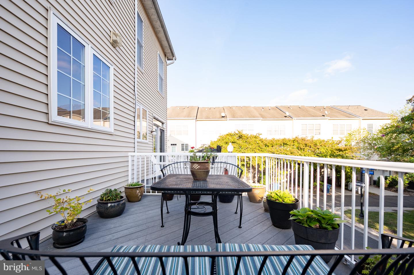 42677 HOMEFRONT TER, CHANTILLY, Virginia 20152, 3 Bedrooms Bedrooms, ,3 BathroomsBathrooms,Residential,For sale,42677 HOMEFRONT TER,VALO2107702 MLS # VALO2107702