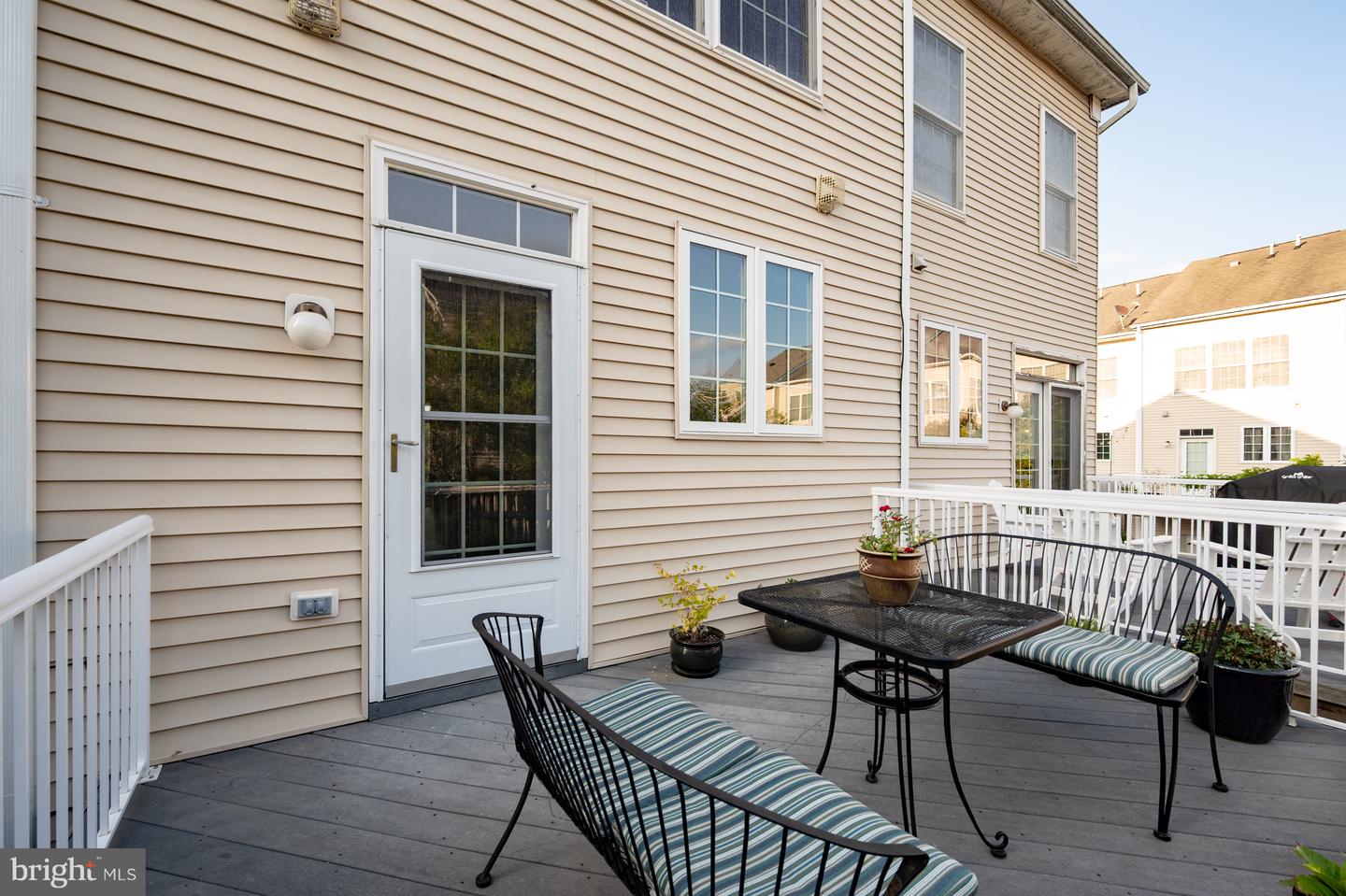 42677 HOMEFRONT TER, CHANTILLY, Virginia 20152, 3 Bedrooms Bedrooms, ,3 BathroomsBathrooms,Residential,For sale,42677 HOMEFRONT TER,VALO2107702 MLS # VALO2107702