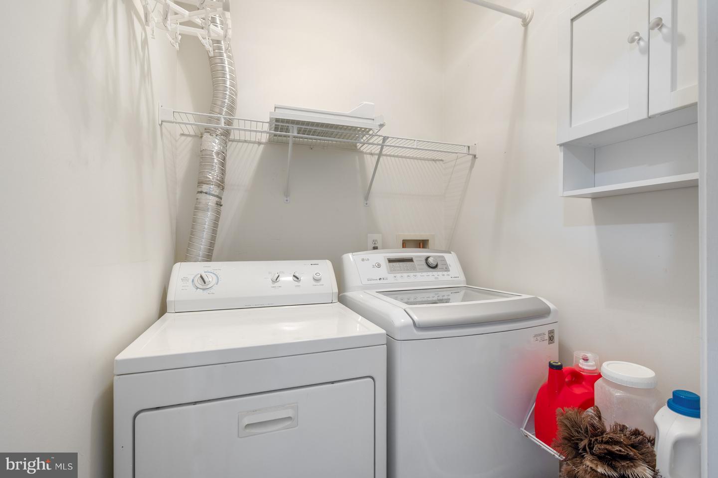 42677 HOMEFRONT TER, CHANTILLY, Virginia 20152, 3 Bedrooms Bedrooms, ,3 BathroomsBathrooms,Residential,For sale,42677 HOMEFRONT TER,VALO2107702 MLS # VALO2107702