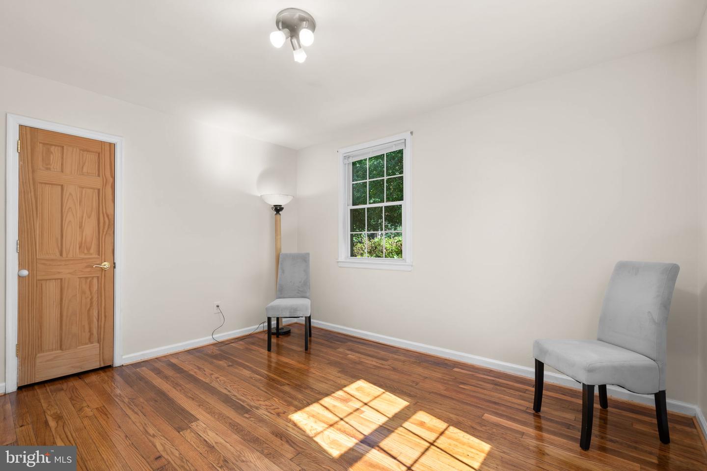 3000 WOODLAWN AVE, FALLS CHURCH, Virginia 22042, 4 Bedrooms Bedrooms, ,2 BathroomsBathrooms,Residential,For sale,3000 WOODLAWN AVE,VAFX2269472 MLS # VAFX2269472