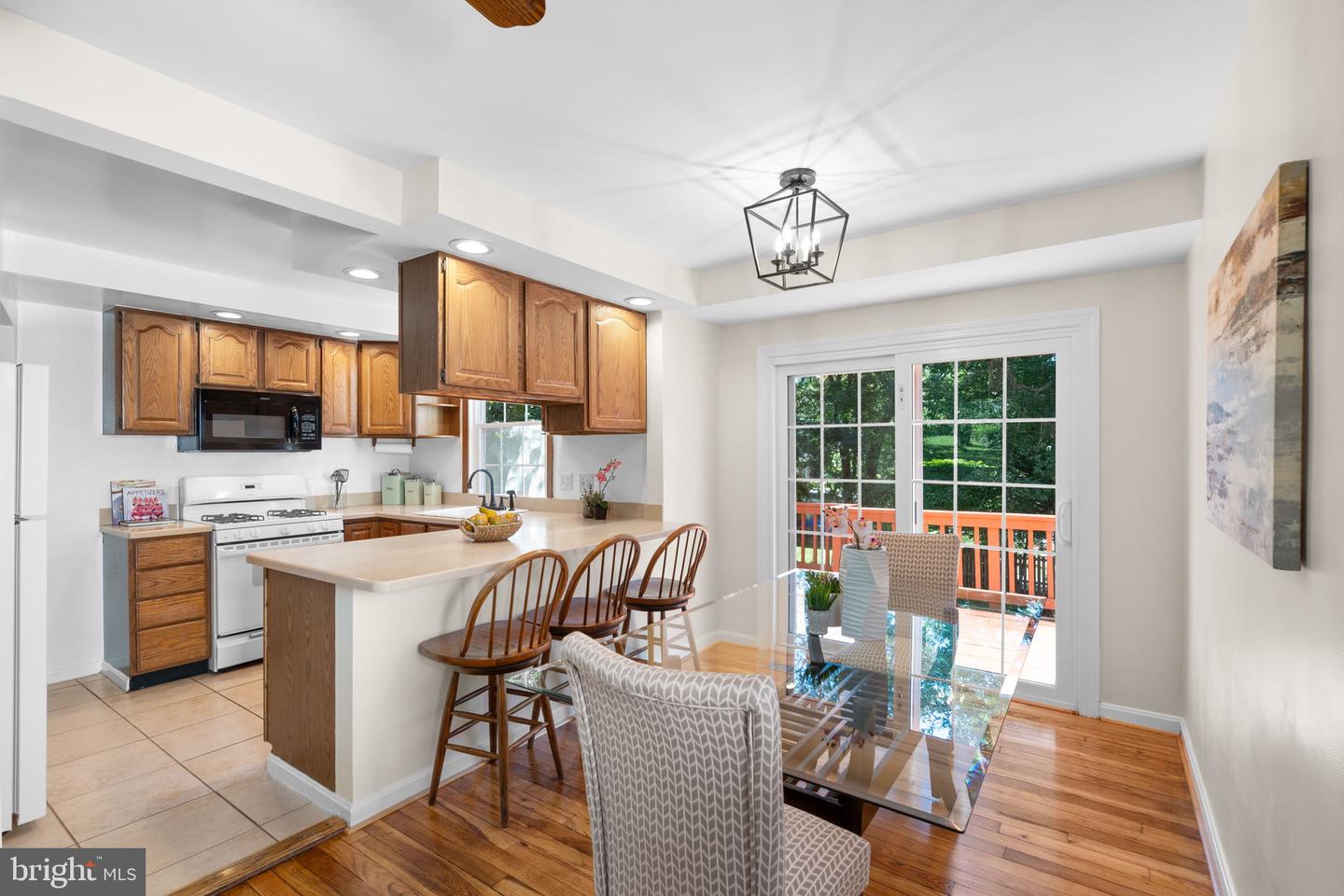 3000 WOODLAWN AVE, FALLS CHURCH, Virginia 22042, 4 Bedrooms Bedrooms, ,2 BathroomsBathrooms,Residential,For sale,3000 WOODLAWN AVE,VAFX2269472 MLS # VAFX2269472