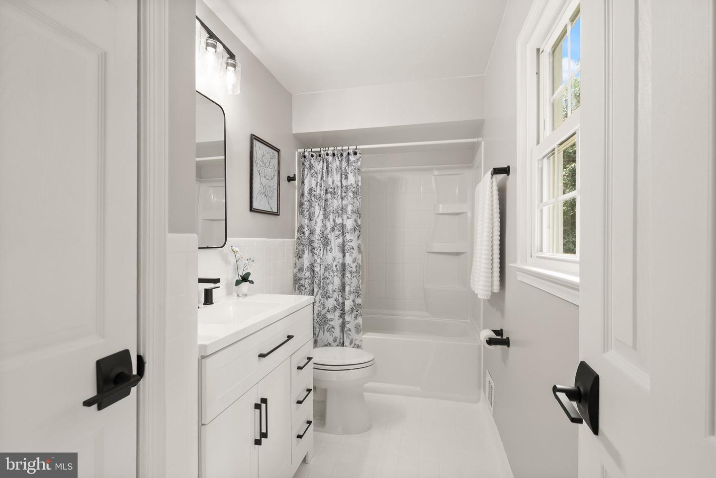 2407 LISBON LN, ALEXANDRIA, Virginia 22306, 4 Bedrooms Bedrooms, ,2 BathroomsBathrooms,Residential,For sale,2407 LISBON LN,VAFX2269504 MLS # VAFX2269504