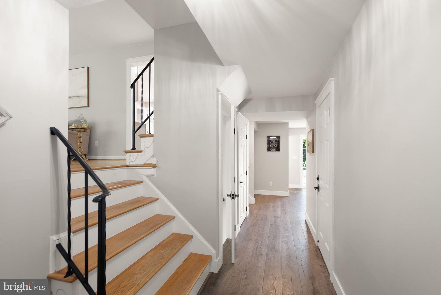 2407 LISBON LN, ALEXANDRIA, Virginia 22306, 4 Bedrooms Bedrooms, ,2 BathroomsBathrooms,Residential,For sale,2407 LISBON LN,VAFX2269504 MLS # VAFX2269504