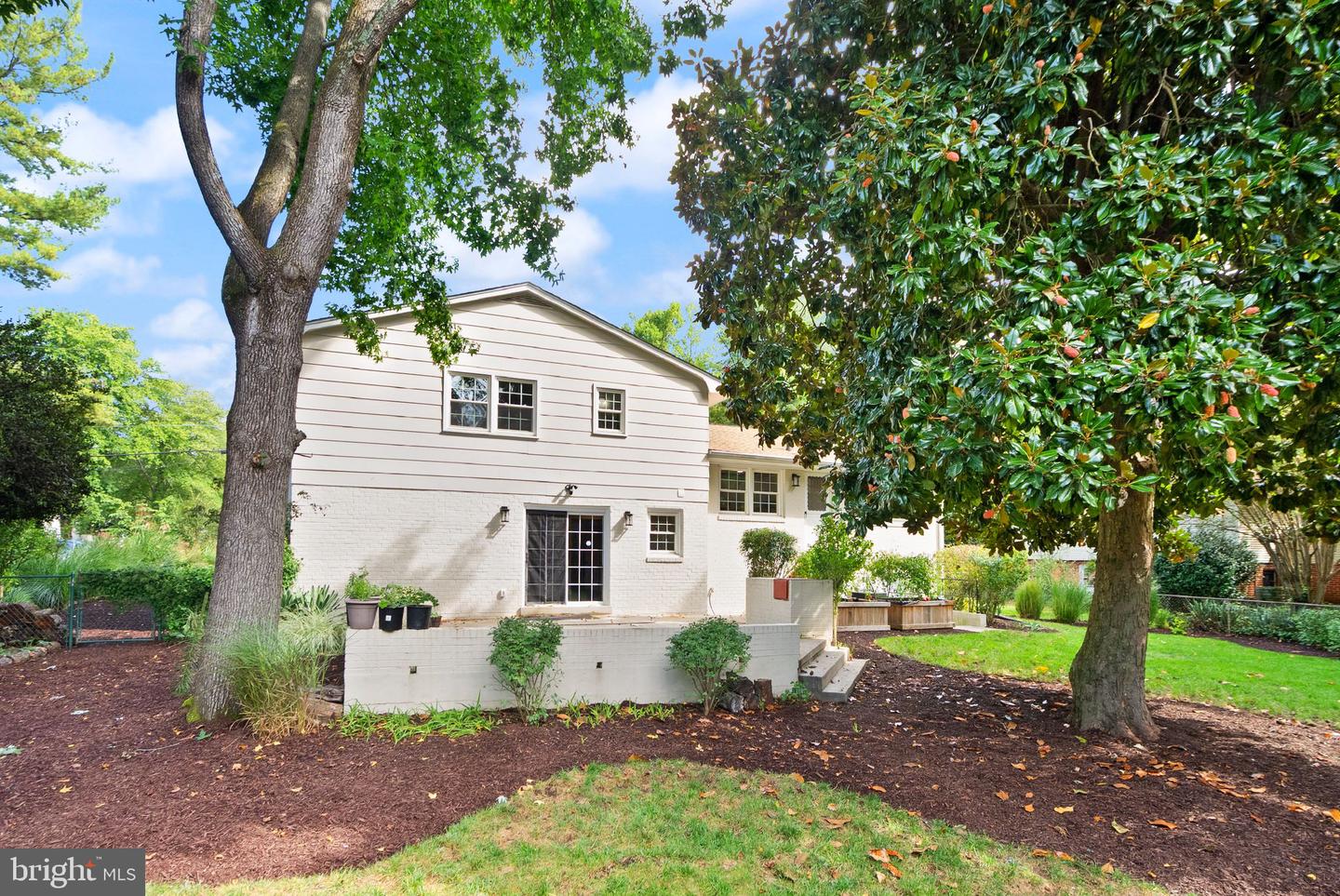 2407 LISBON LN, ALEXANDRIA, Virginia 22306, 4 Bedrooms Bedrooms, ,2 BathroomsBathrooms,Residential,For sale,2407 LISBON LN,VAFX2269504 MLS # VAFX2269504