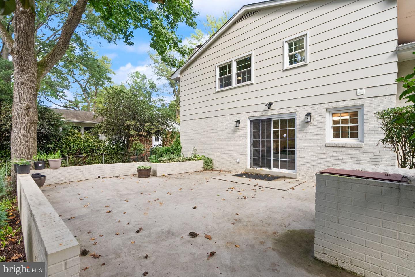 2407 LISBON LN, ALEXANDRIA, Virginia 22306, 4 Bedrooms Bedrooms, ,2 BathroomsBathrooms,Residential,For sale,2407 LISBON LN,VAFX2269504 MLS # VAFX2269504
