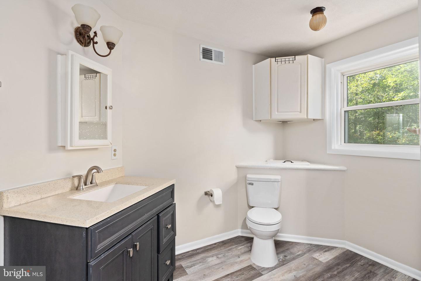 8610 ENGLEMAN LN, SPOTSYLVANIA, Virginia 22551, 4 Bedrooms Bedrooms, ,2 BathroomsBathrooms,Residential,For sale,8610 ENGLEMAN LN,VASP2036528 MLS # VASP2036528
