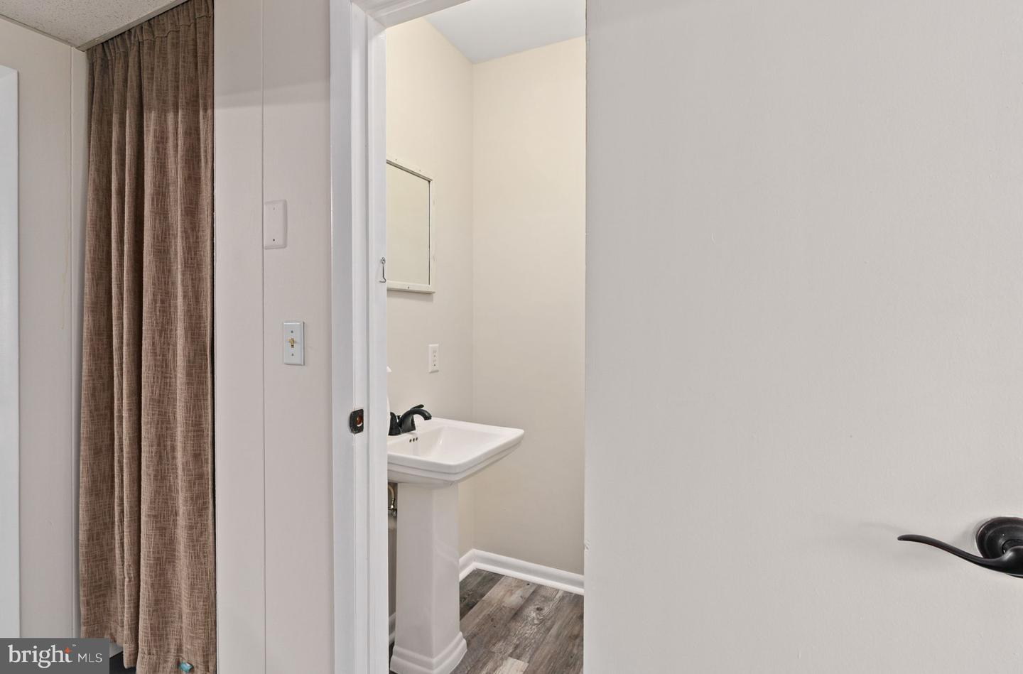8610 ENGLEMAN LN, SPOTSYLVANIA, Virginia 22551, 4 Bedrooms Bedrooms, ,2 BathroomsBathrooms,Residential,For sale,8610 ENGLEMAN LN,VASP2036528 MLS # VASP2036528