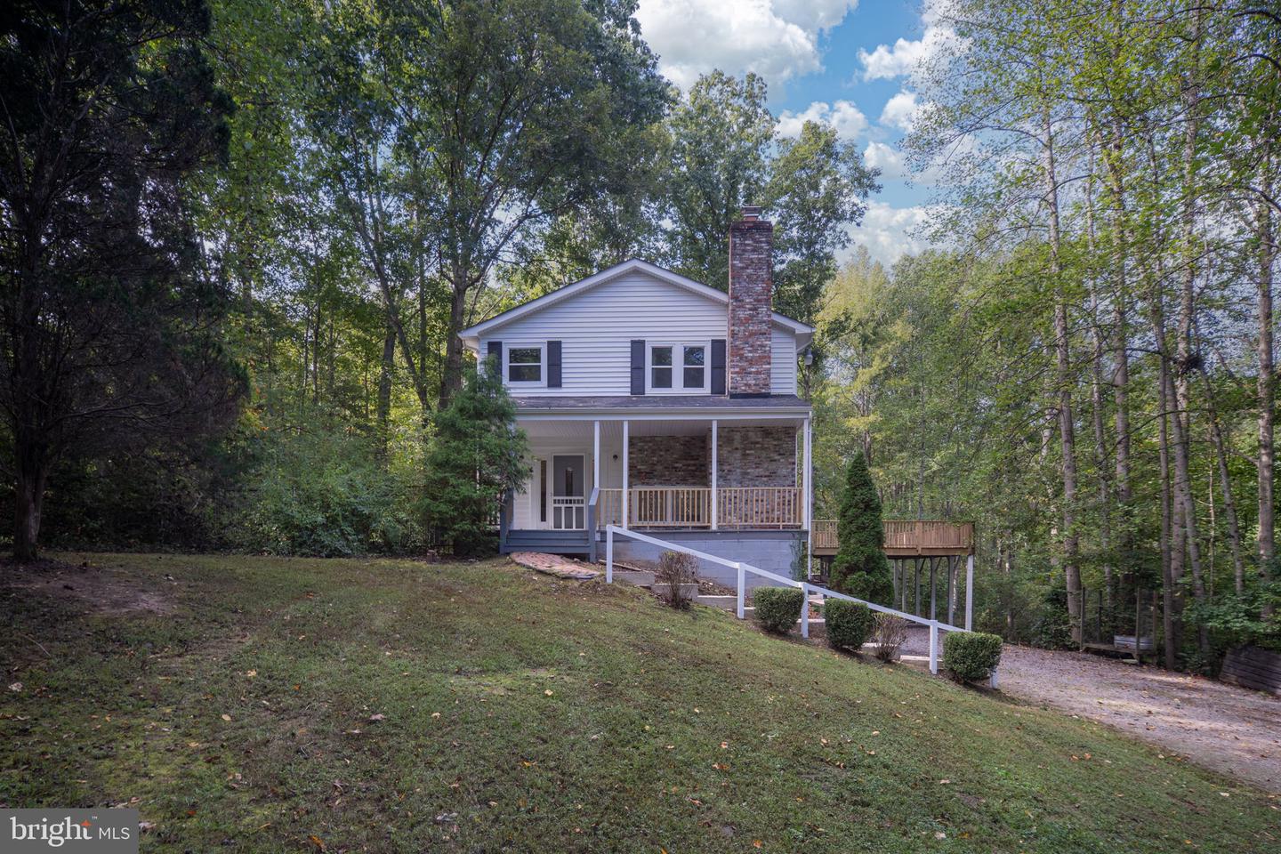 8610 ENGLEMAN LN, SPOTSYLVANIA, Virginia 22551, 4 Bedrooms Bedrooms, ,2 BathroomsBathrooms,Residential,For sale,8610 ENGLEMAN LN,VASP2036528 MLS # VASP2036528