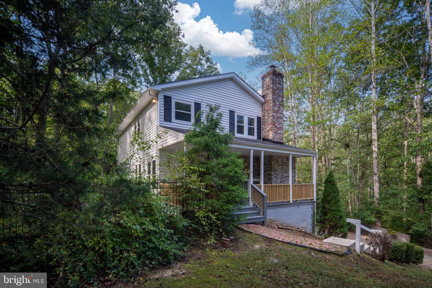 8610 ENGLEMAN LN, SPOTSYLVANIA, Virginia 22551, 4 Bedrooms Bedrooms, ,2 BathroomsBathrooms,Residential,For sale,8610 ENGLEMAN LN,VASP2036528 MLS # VASP2036528