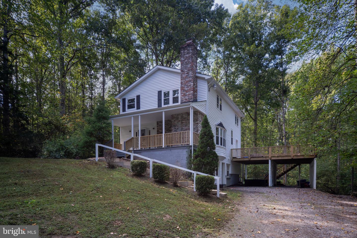 8610 ENGLEMAN LN, SPOTSYLVANIA, Virginia 22551, 4 Bedrooms Bedrooms, ,2 BathroomsBathrooms,Residential,For sale,8610 ENGLEMAN LN,VASP2036528 MLS # VASP2036528