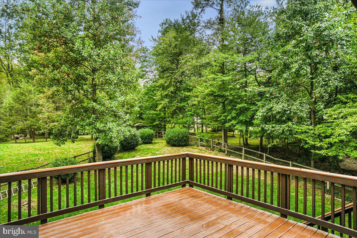 4302 WAKEFIELD DR, ANNANDALE, Virginia 22003, 4 Bedrooms Bedrooms, ,3 BathroomsBathrooms,Residential,For sale,4302 WAKEFIELD DR,VAFX2269608 MLS # VAFX2269608